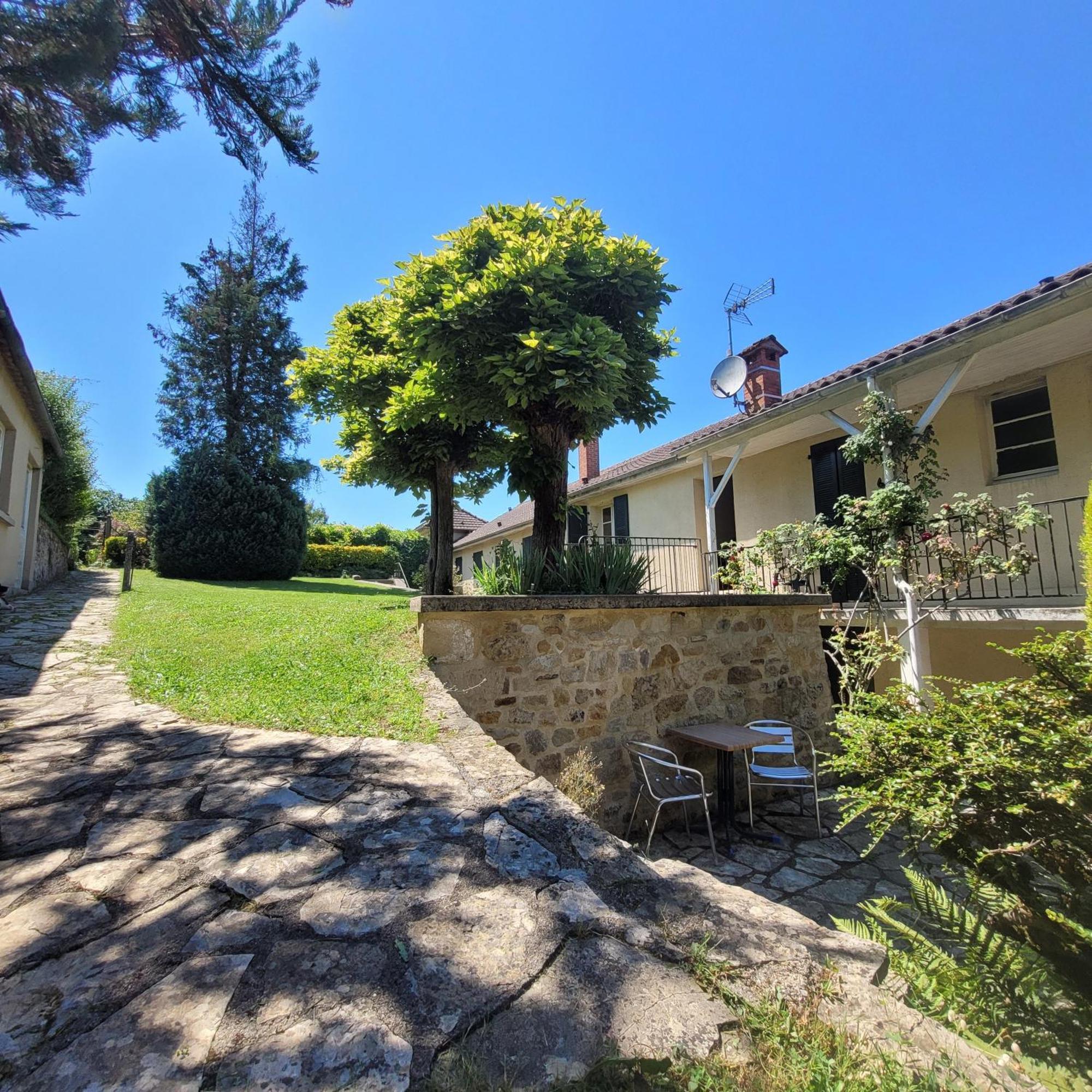 The Originals Access, Hotel Figeac Exterior photo